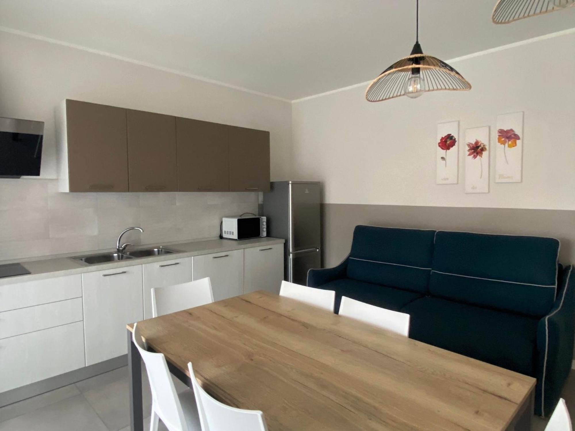 The Prince - Luxury Apartments With Pool Peschiera del Garda Luaran gambar