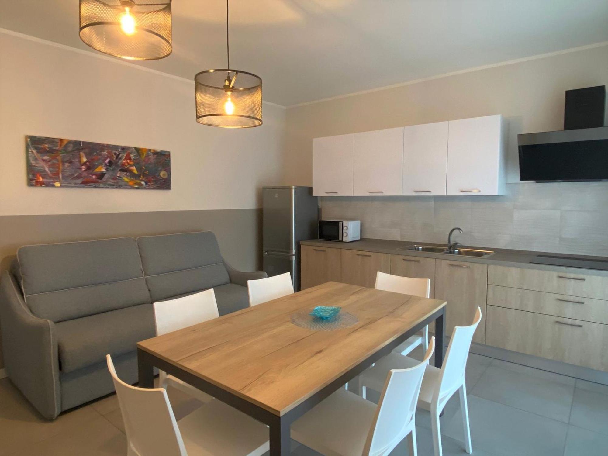 The Prince - Luxury Apartments With Pool Peschiera del Garda Luaran gambar