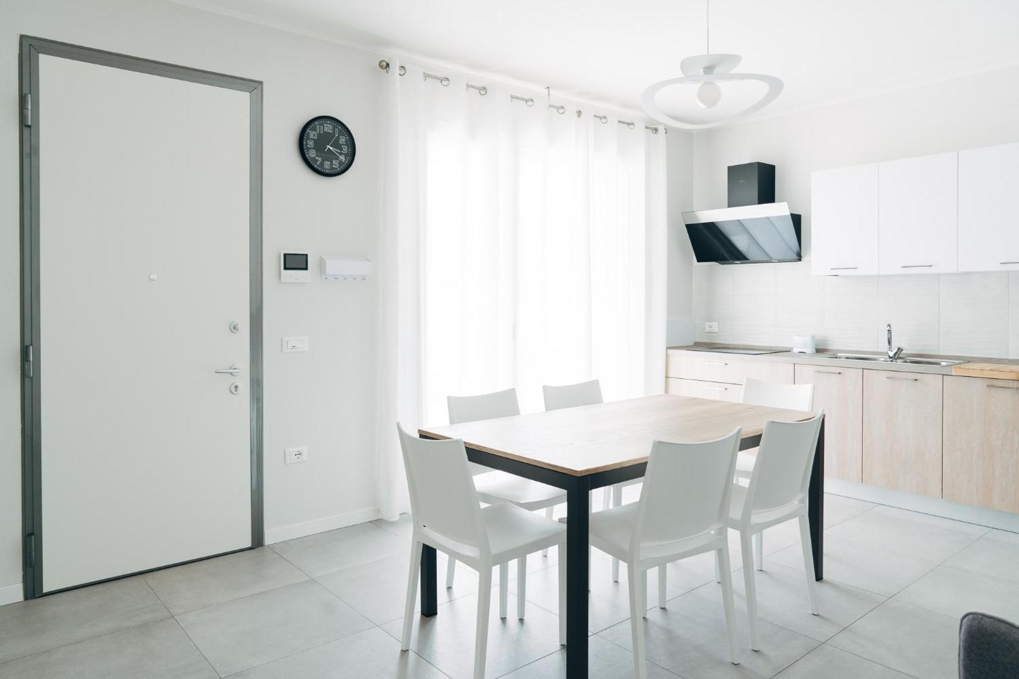 The Prince - Luxury Apartments With Pool Peschiera del Garda Luaran gambar