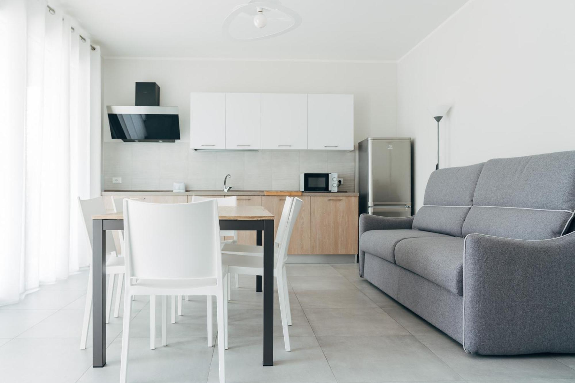 The Prince - Luxury Apartments With Pool Peschiera del Garda Luaran gambar